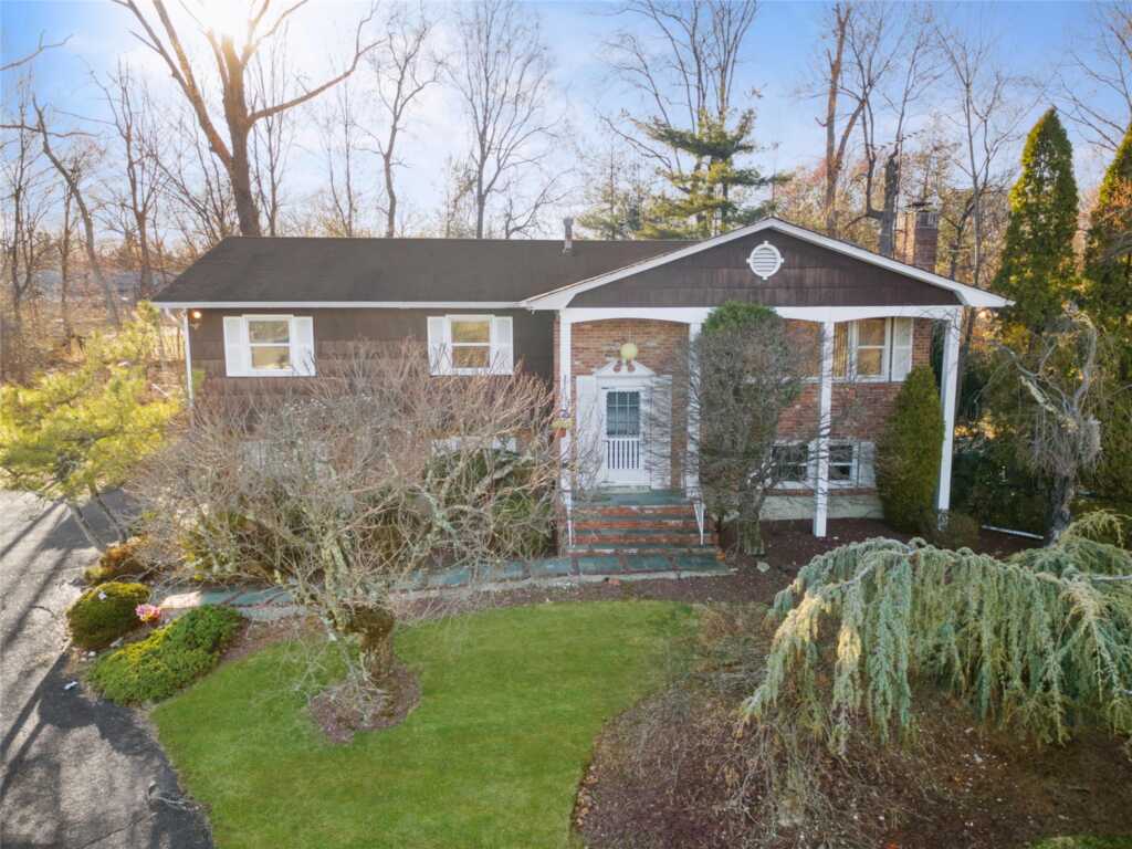 79 Burda Place, New City, NY 10956 - Photo 4 of 44