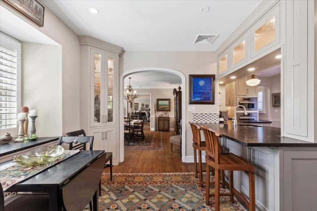31 Colonial Road, White Plains, NY 10605 - Photo 14 of 36
