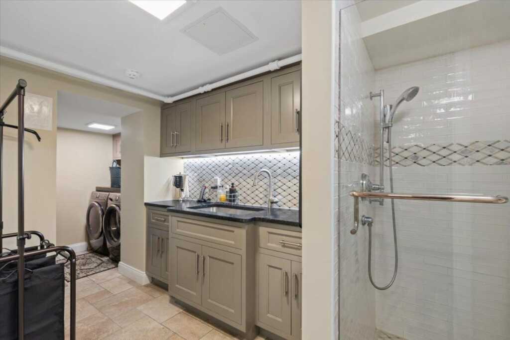 31 Colonial Road, White Plains, NY 10605 - Photo 27 of 36