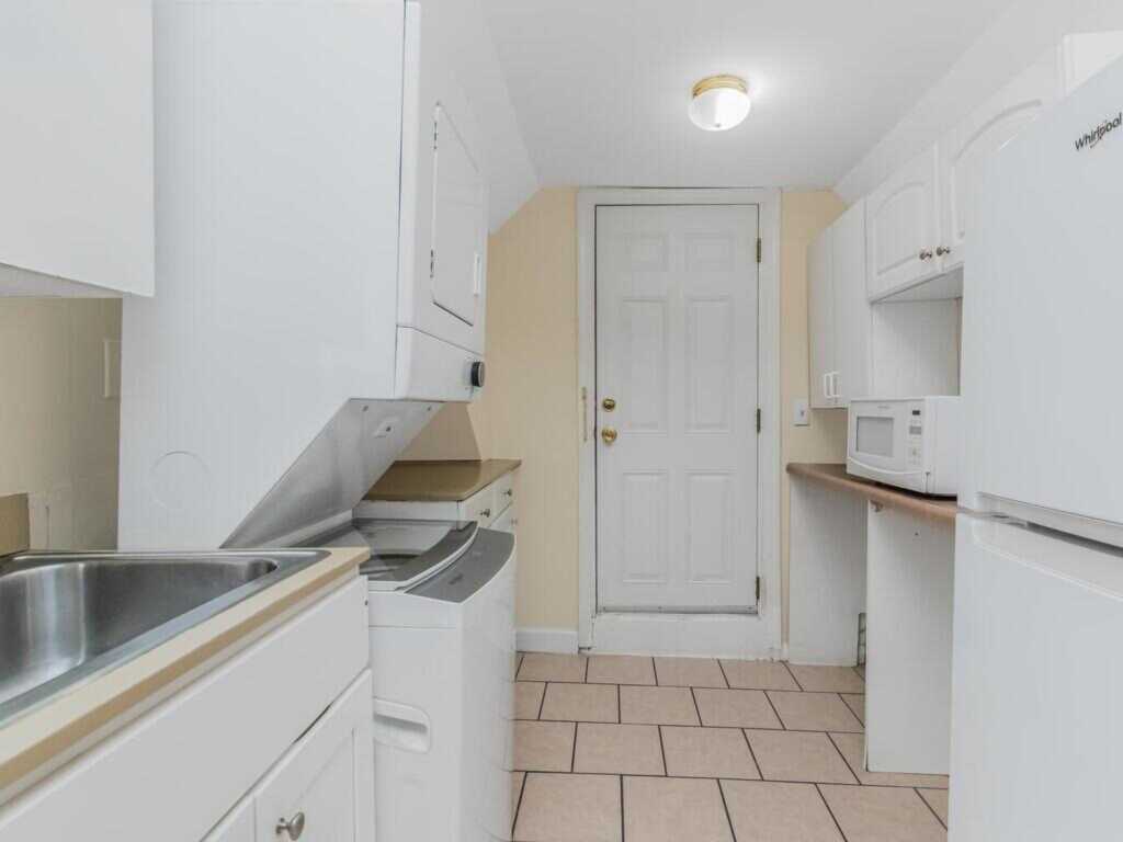 45 Heminway Avenue, Unit #3, New Rochelle, NY 10801 - Photo 13 of 21