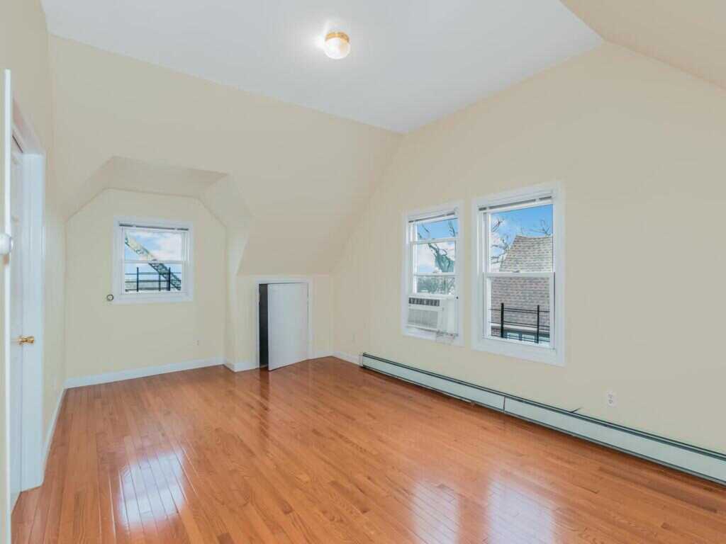 45 Heminway Avenue, Unit #3, New Rochelle, NY 10801 - Photo 17 of 21