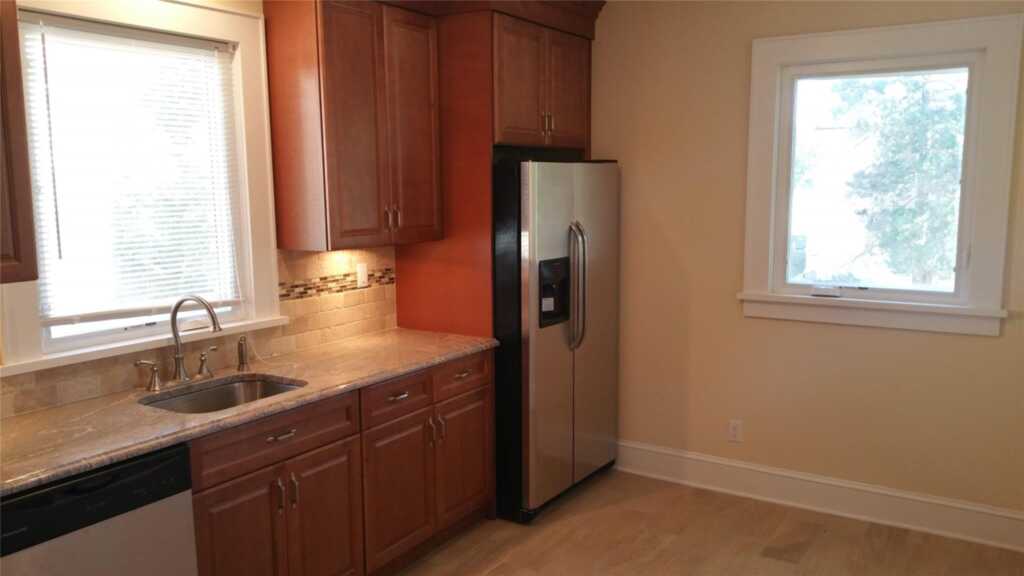 471 Webster Avenue, New Rochelle, NY 10801 - Photo 3 of 26