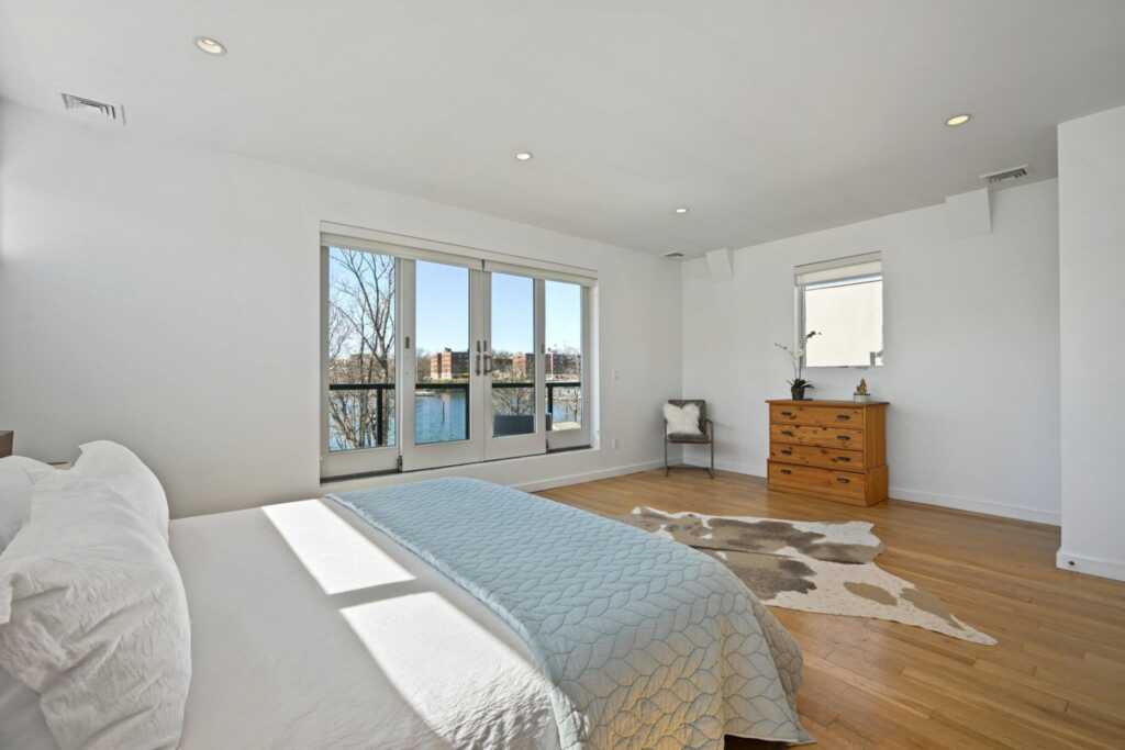 625 Davenport Avenue, New Rochelle, NY 10805 - Photo 19 of 38