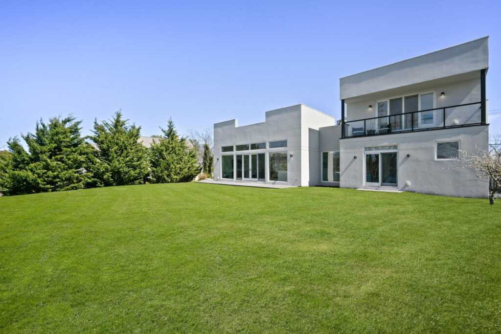 625 Davenport Avenue, New Rochelle, NY 10805 - Photo 33 of 38