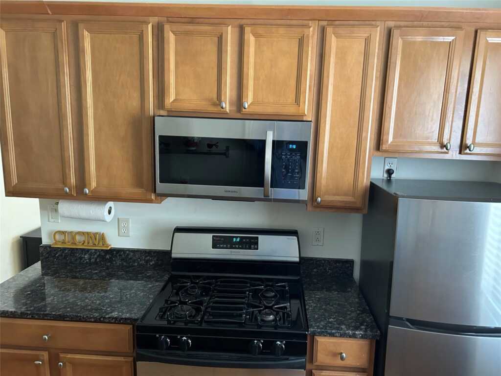 1 Franklin Avenue, Unit #4DD, White Plains, NY 10601 - Photo 2 of 12