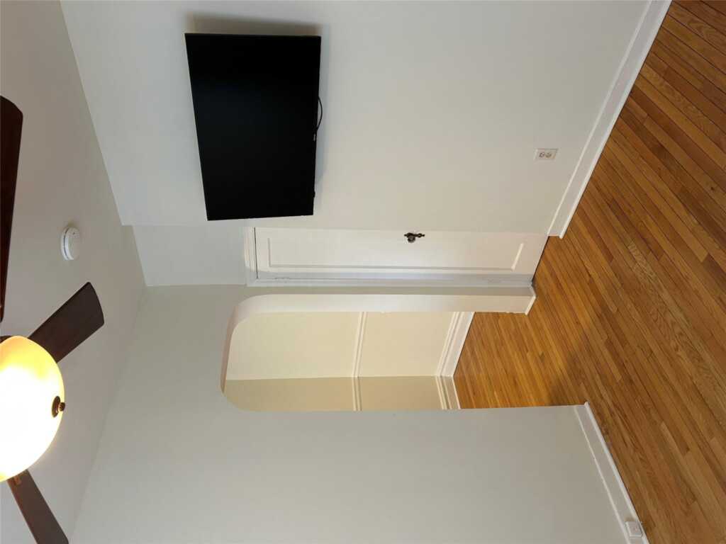 1 Franklin Avenue, Unit #4DD, White Plains, NY 10601 - Photo 5 of 12
