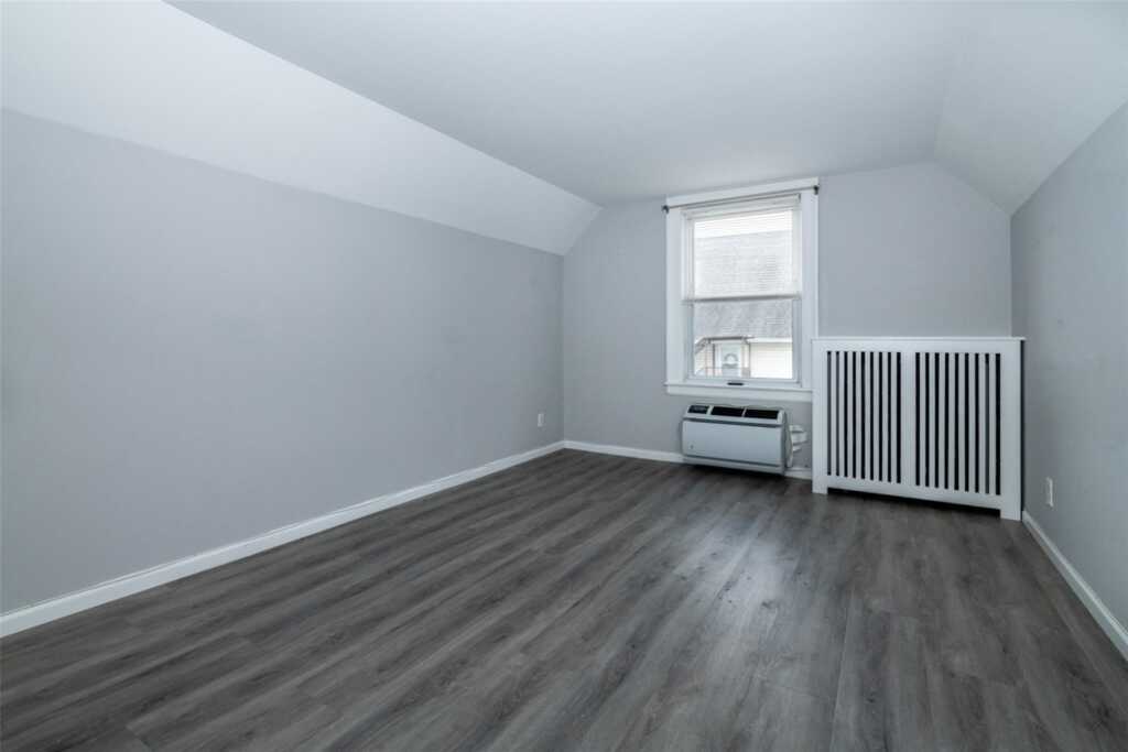 3 Harbor Lane, Unit #3B, New Rochelle, NY 10805 - Photo 11 of 17