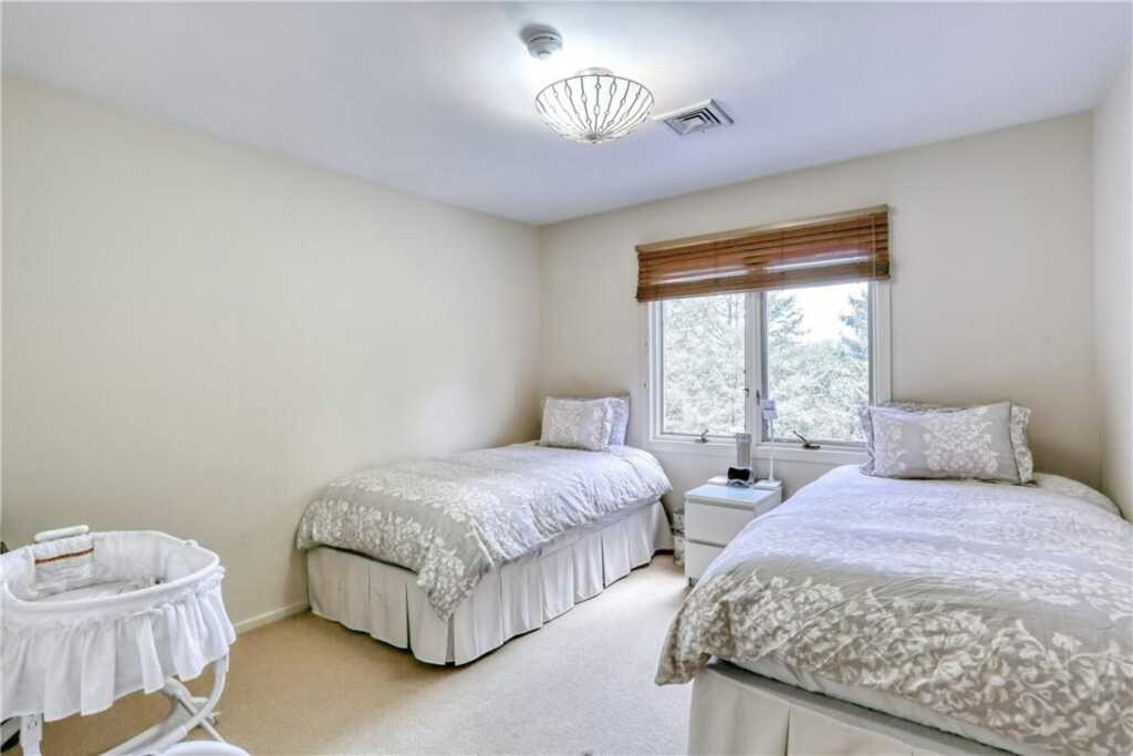 4 Misty Lane, Suffern, NY 10901 - Photo 17 of 36