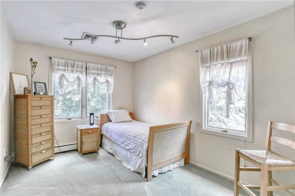 4 Misty Lane, Suffern, NY 10901 - Photo 20 of 36