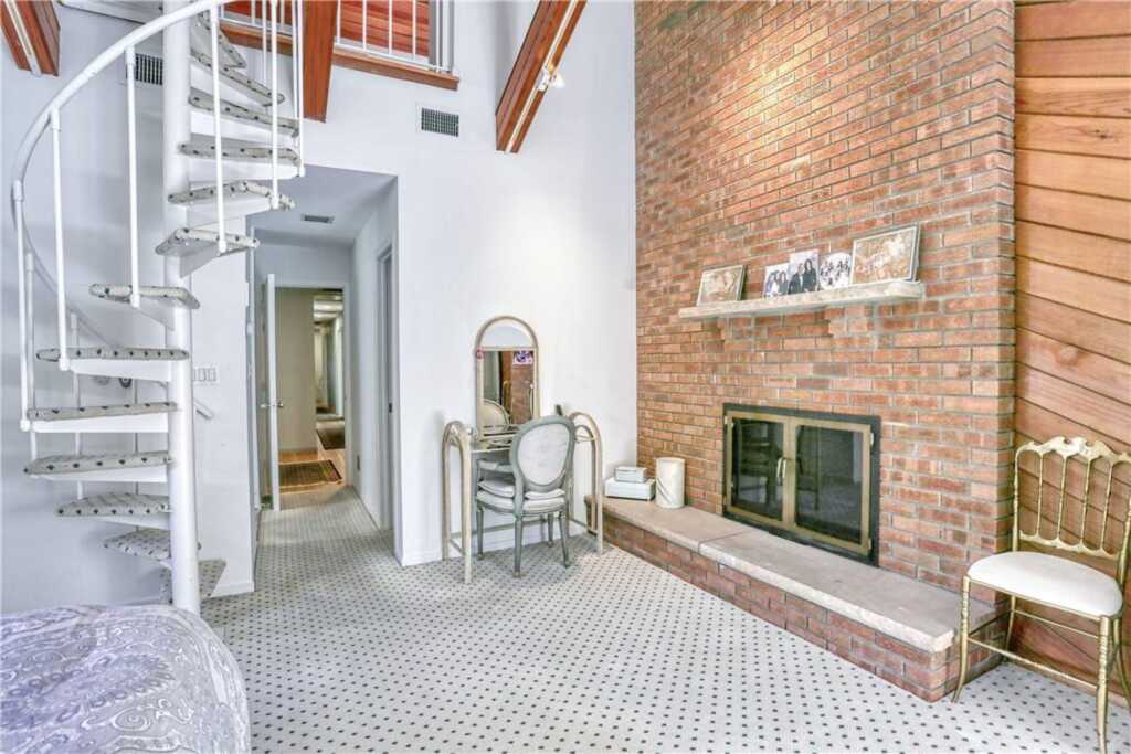 4 Misty Lane, Suffern, NY 10901 - Photo 22 of 36