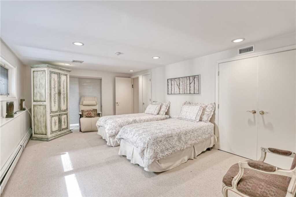 4 Misty Lane, Suffern, NY 10901 - Photo 28 of 36