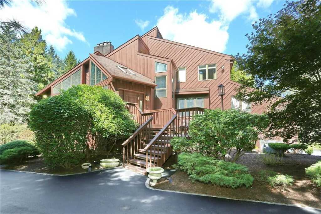 4 Misty Lane, Suffern, NY 10901 - Photo 33 of 36
