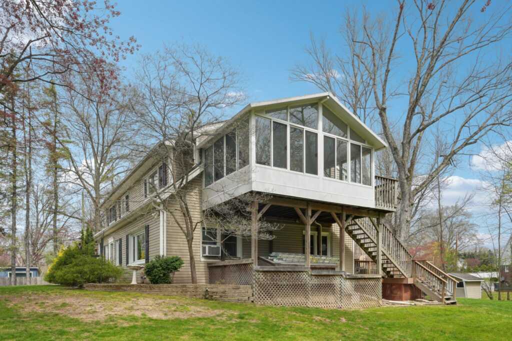 278 Ehrhardt Road, Pearl River, NY 10965 - Photo 15 of 37