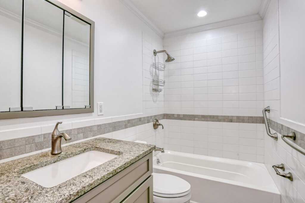 21 Buena Vista Road, Suffern, NY 10901 - Photo 18 of 35