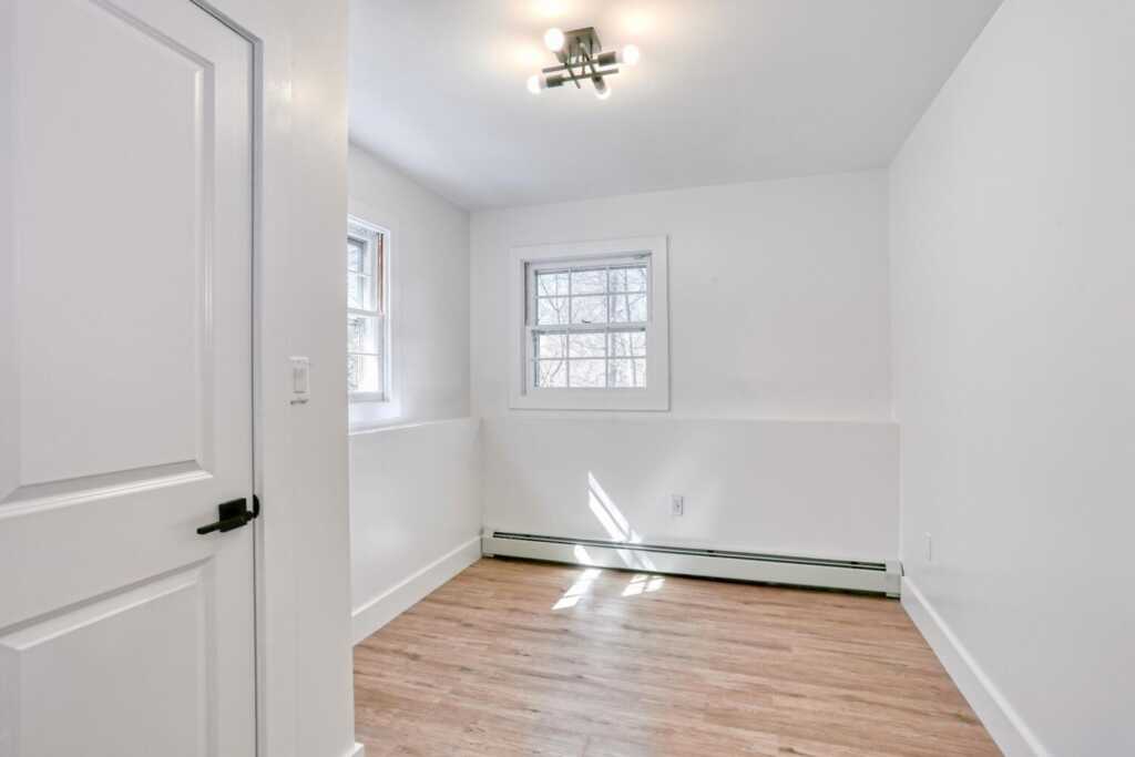 21 Buena Vista Road, Suffern, NY 10901 - Photo 22 of 35