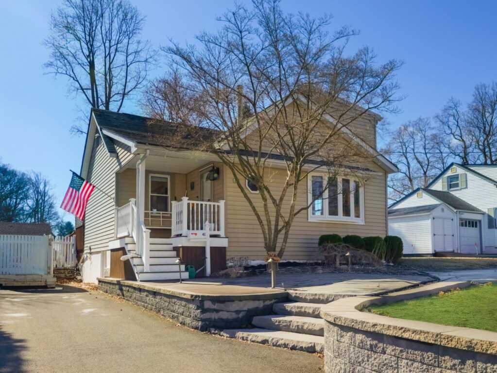 41 Hall, New City, NY 10956
