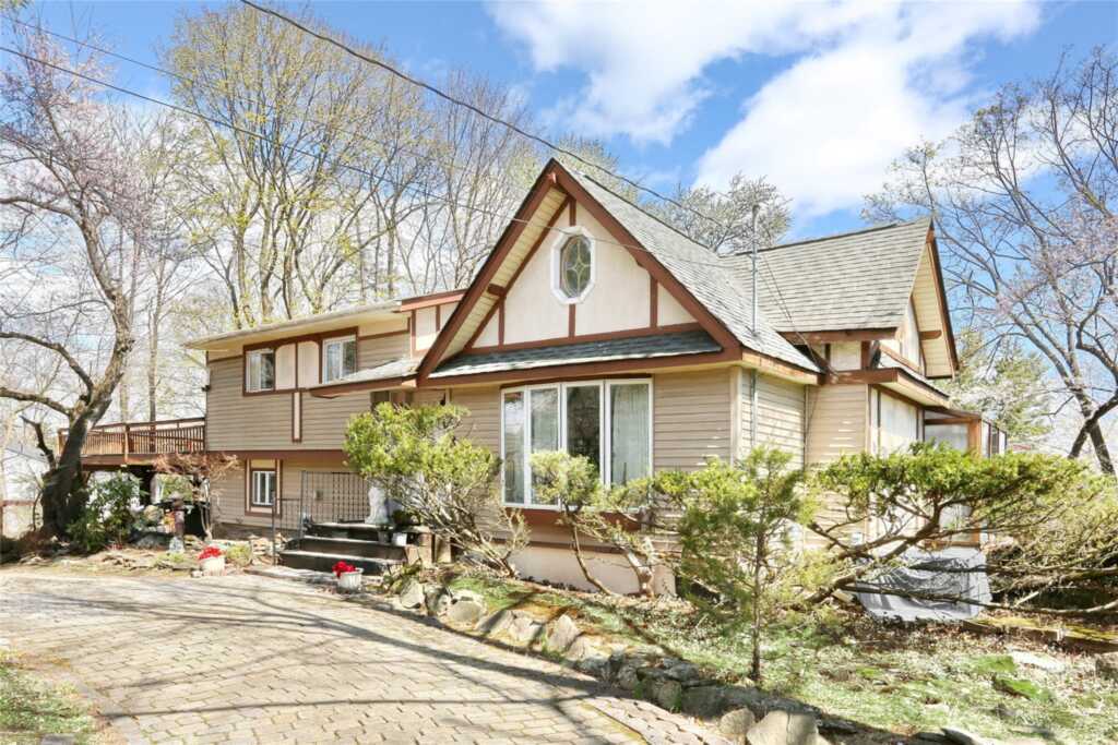 60 Lyncrest Avenue, New City, NY 10956