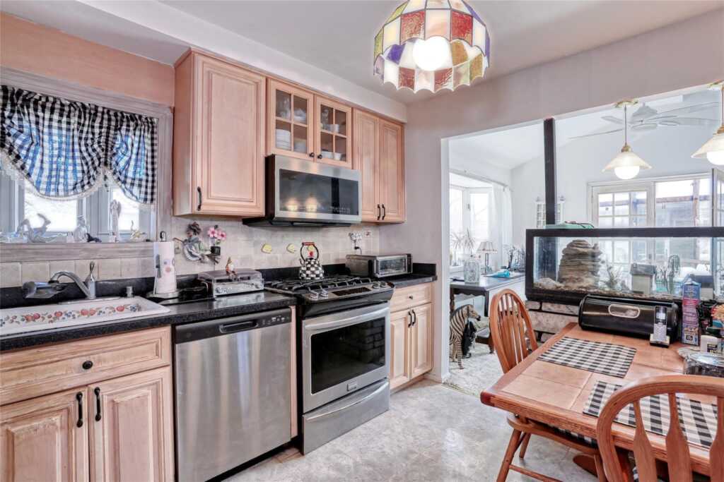 60 Lyncrest Avenue, New City, NY 10956 - Photo 9 of 20