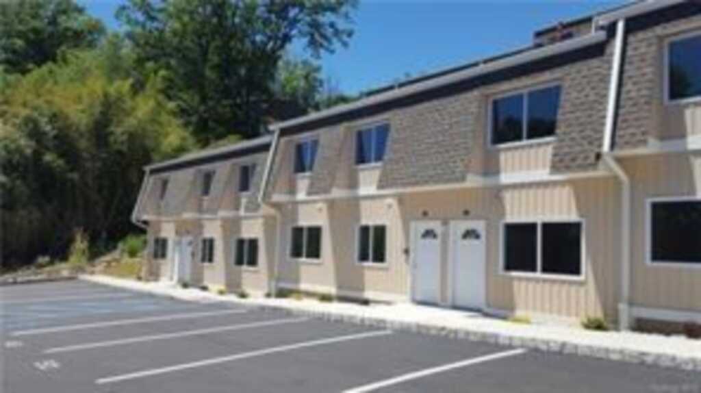 12 Pavilion Road, Unit #5, Suffern, NY 10901