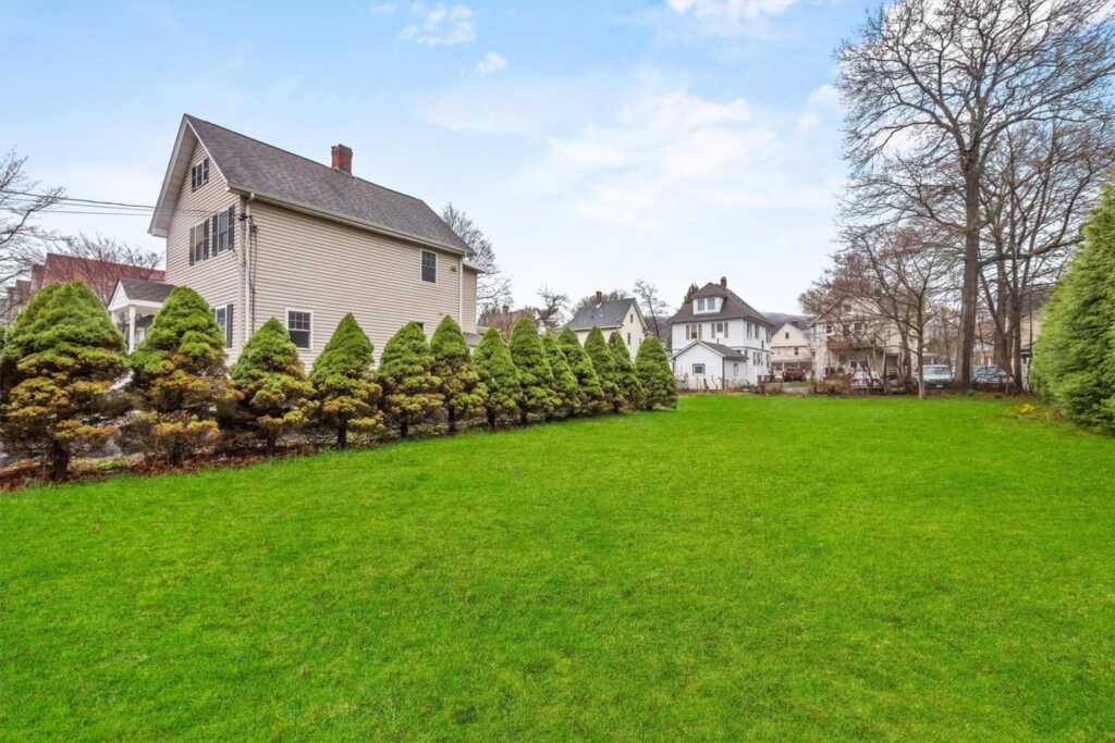 78 Maltbie Avenue, Suffern, NY 10901 - Photo 41 of 47