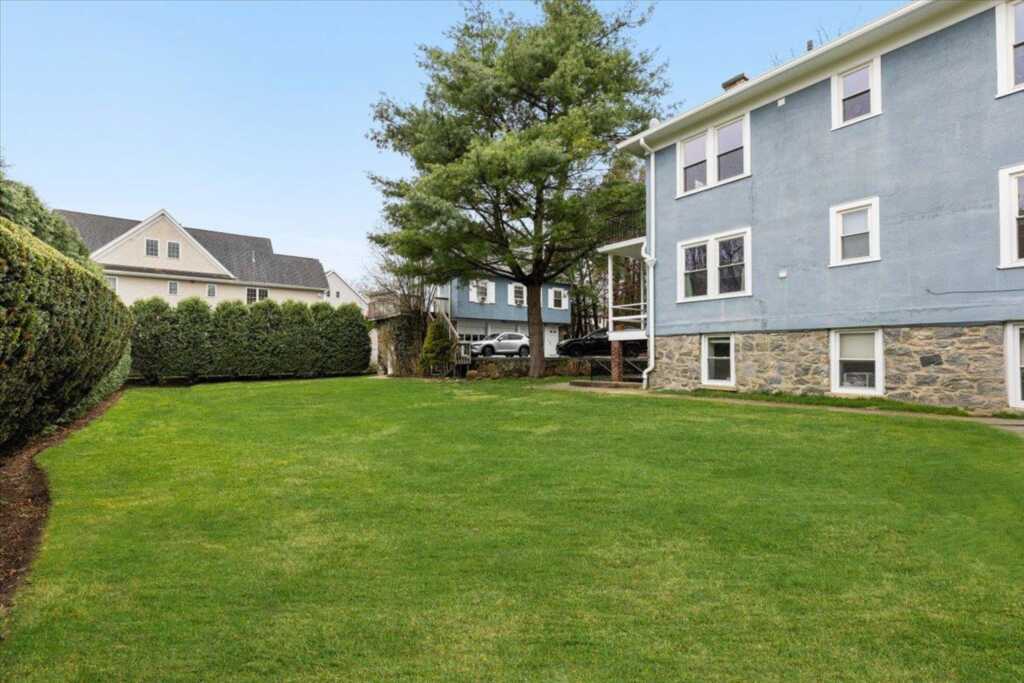 219 Central Avenue, Unit #3, Rye, NY 10580 - Photo 15 of 16