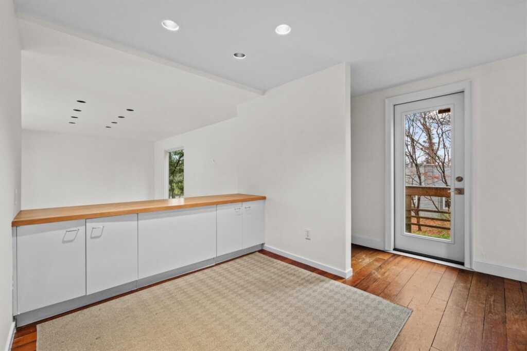 205 Spook Rock Road, Suffern, NY 10901 - Photo 17 of 43