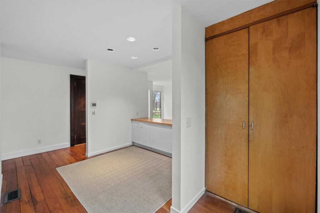 205 Spook Rock Road, Suffern, NY 10901 - Photo 18 of 43