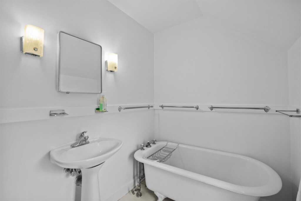 205 Spook Rock Road, Suffern, NY 10901 - Photo 23 of 43