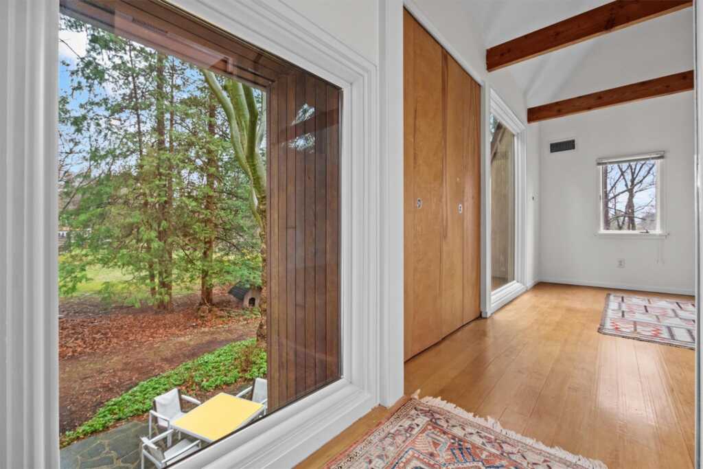 205 Spook Rock Road, Suffern, NY 10901 - Photo 3 of 43