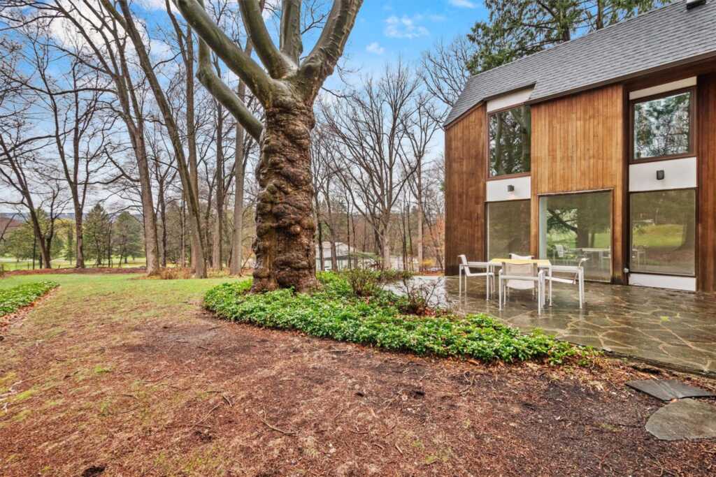 205 Spook Rock Road, Suffern, NY 10901 - Photo 38 of 43