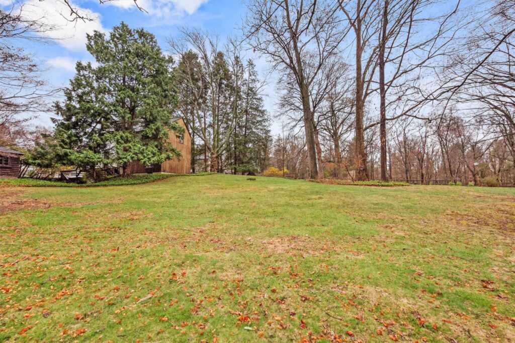 205 Spook Rock Road, Suffern, NY 10901 - Photo 39 of 43