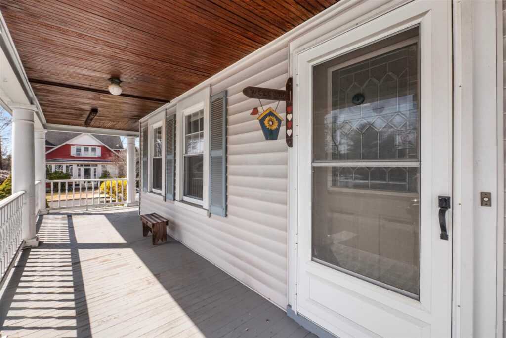 47 Prairie Avenue, Suffern, NY 10901 - Photo 2 of 29