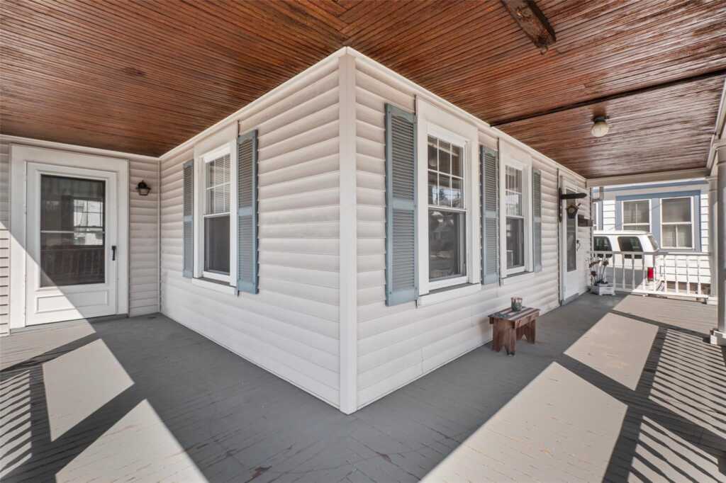 47 Prairie Avenue, Suffern, NY 10901 - Photo 4 of 29