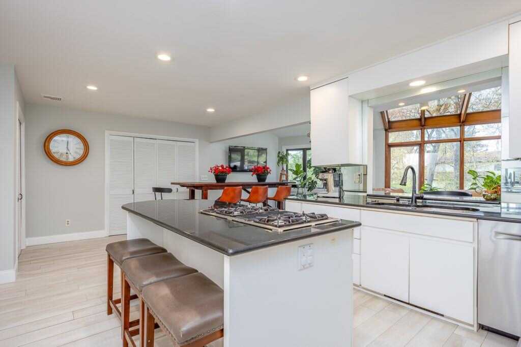16 Lady Godiva Way, New City, NY 10956 - Photo 14 of 40