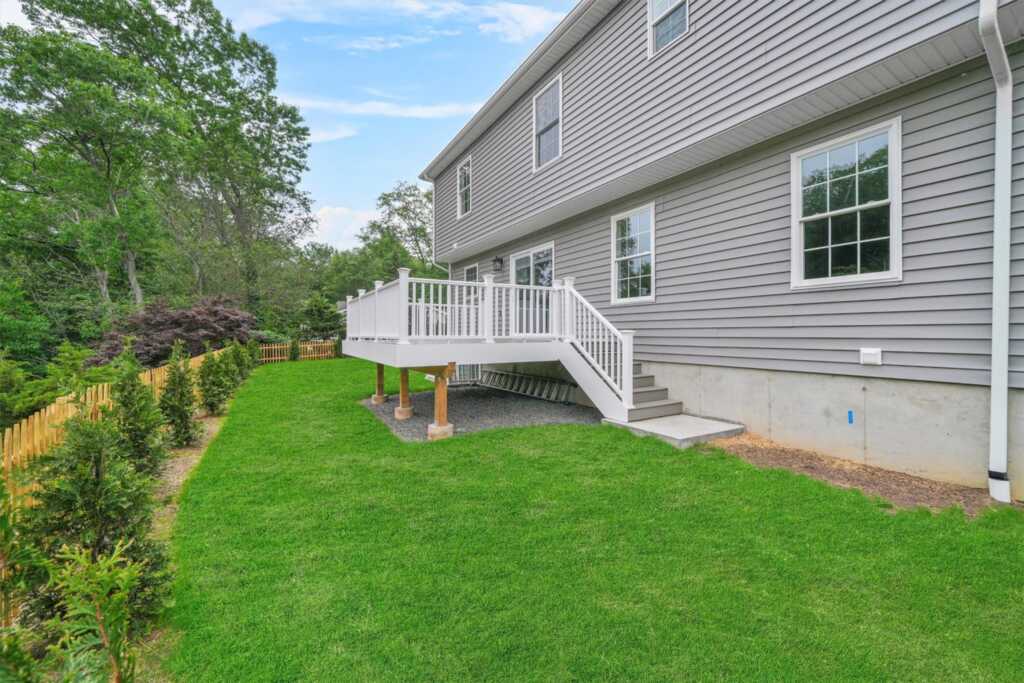 377 Jeffrey Place, Valley Cottage, NY 10989 - Photo 31 of 41