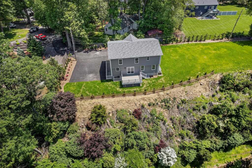 377 Jeffrey Place, Valley Cottage, NY 10989 - Photo 37 of 41