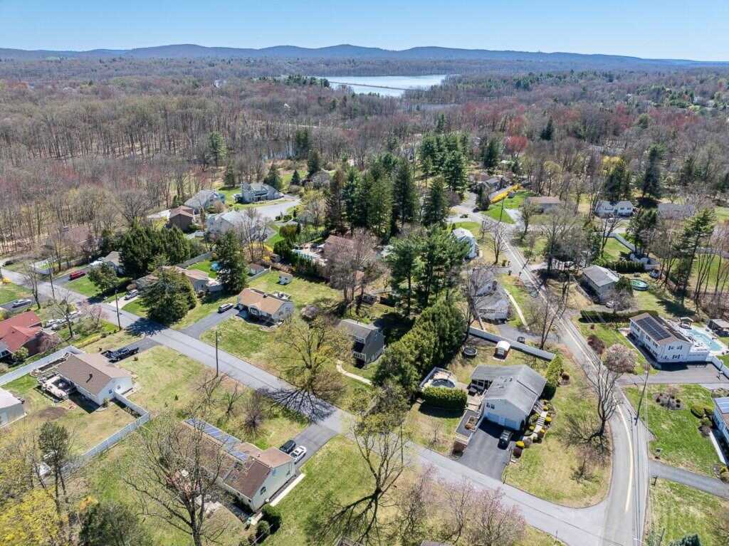 3 Orchard Avenue, New City, NY 10956 - Photo 40 of 48