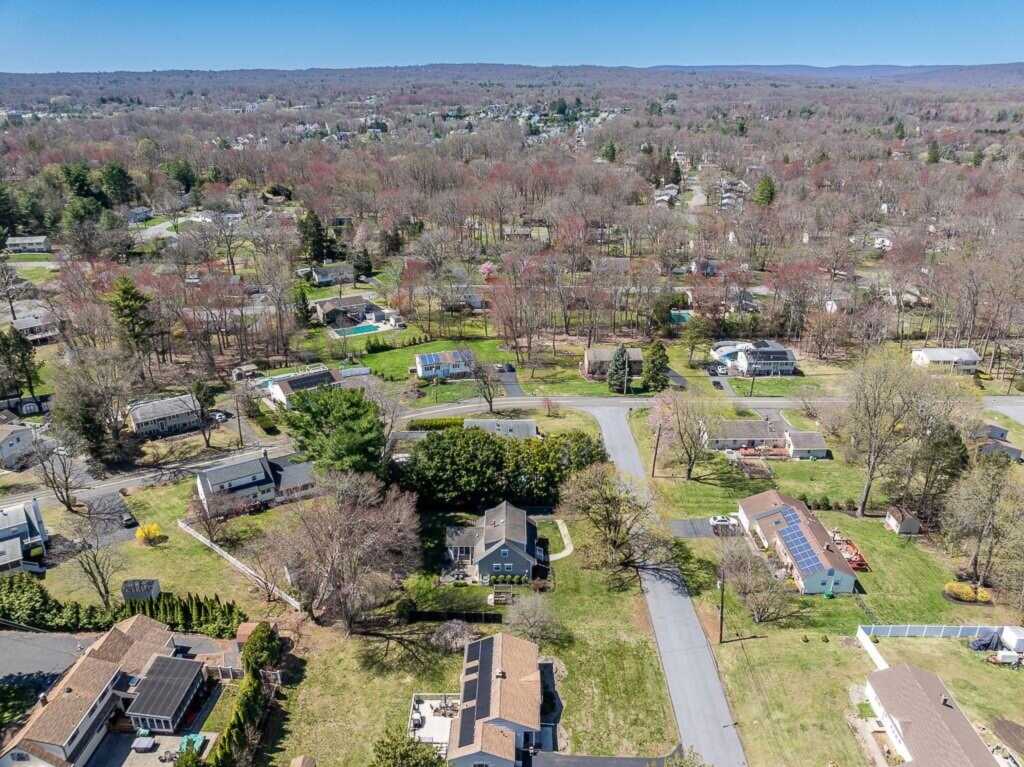 3 Orchard Avenue, New City, NY 10956 - Photo 45 of 48