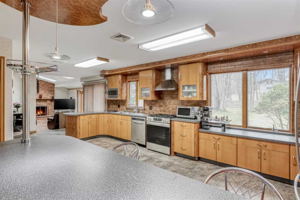 5 Reeder Place, Suffern, NY 10901 - Photo 14 of 22