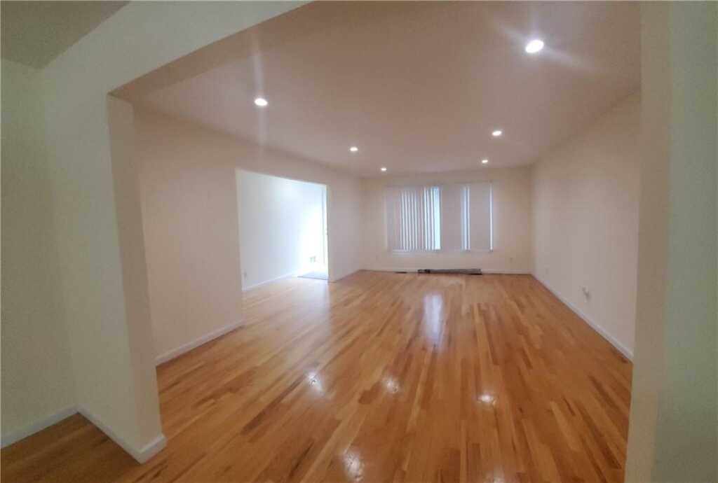 315 Washington Avenue, Unit #Unit 1, New Rochelle, NY 10801 - Photo 9 of 29