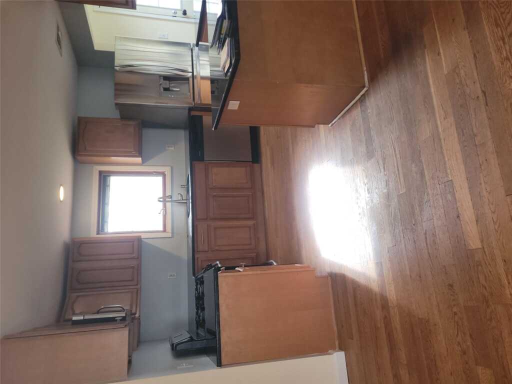 15 Loran Court, Nanuet, NY 10954 - Photo 8 of 10
