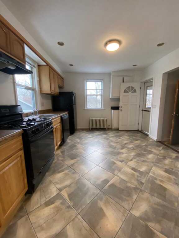 161 Kensico Avenue, White Plains, NY 10604 - Photo 6 of 27