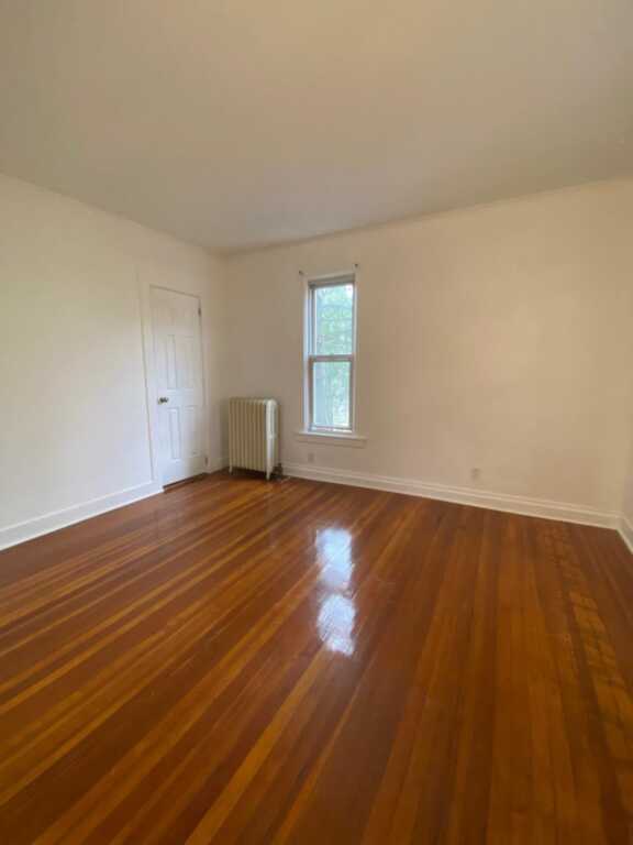 161 Kensico Avenue, White Plains, NY 10604 - Photo 9 of 27