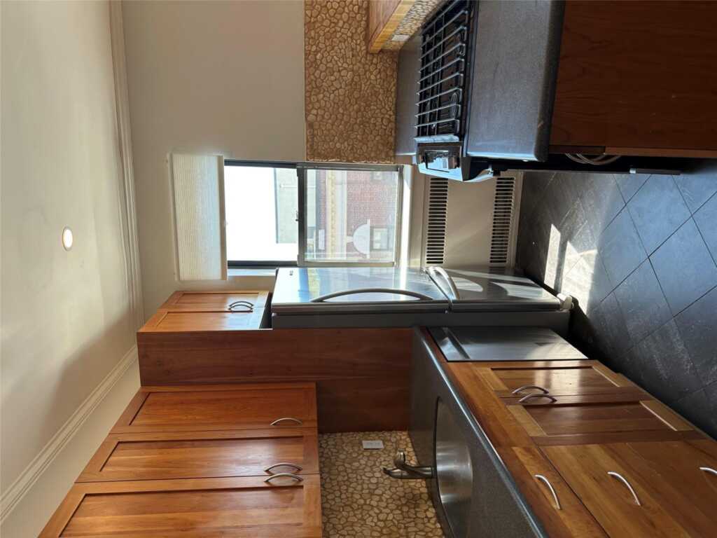 300 Main Street, Unit #6K, White Plains, NY 10601 - Photo 18 of 24
