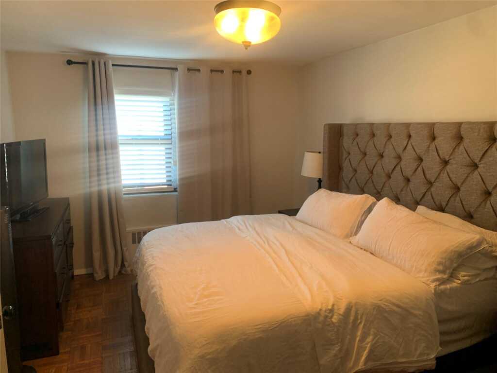 20 Shady Glen Court, Unit #3A, New Rochelle, NY 10805 - Photo 3 of 13