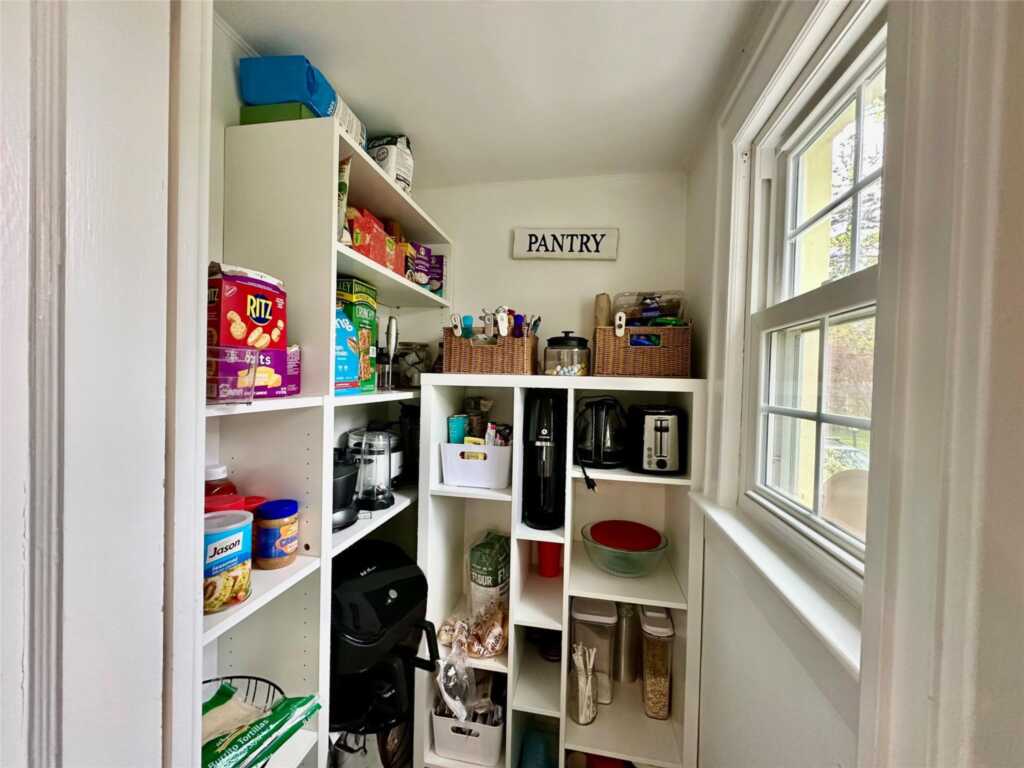46 Amundsen Lane, New City, NY 10956 - Photo 6 of 40