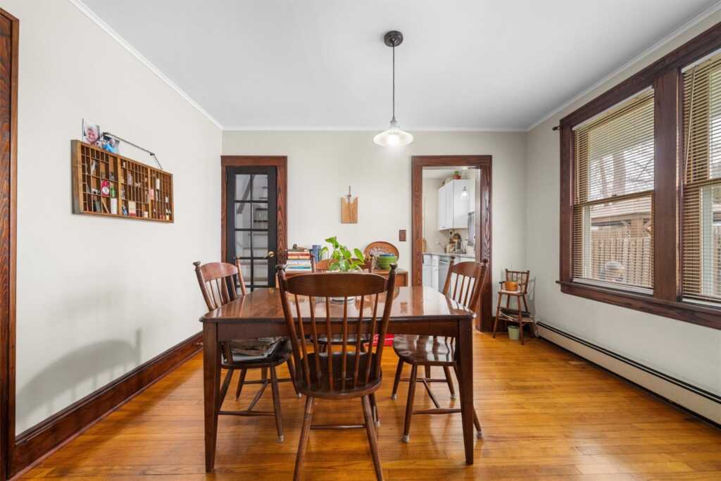86 Lincoln Avenue, Pearl River, NY 10965 - Photo 15 of 49