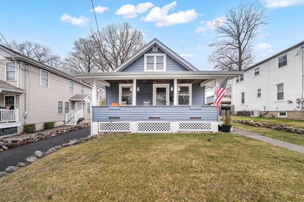 86 Lincoln Avenue, Pearl River, NY 10965 - Photo 2 of 49