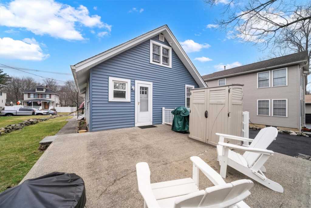 86 Lincoln Avenue, Pearl River, NY 10965 - Photo 42 of 49