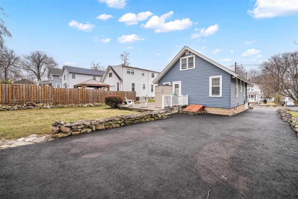 86 Lincoln Avenue, Pearl River, NY 10965 - Photo 47 of 49